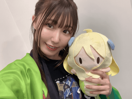 大阪大学のジャシンちゃんファンクラブと鈴木アイナ