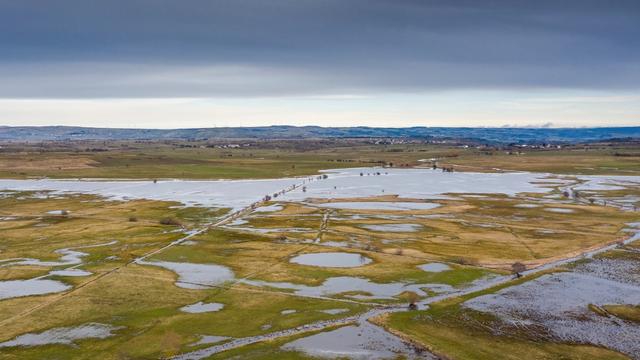 Vue aérienne de la zone humide à Nouvialle
