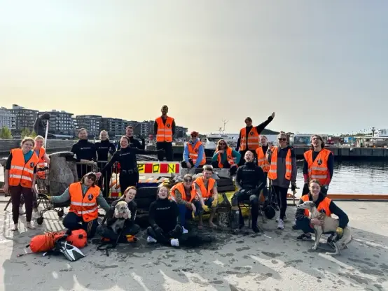 Fjord CleanUp members group photo