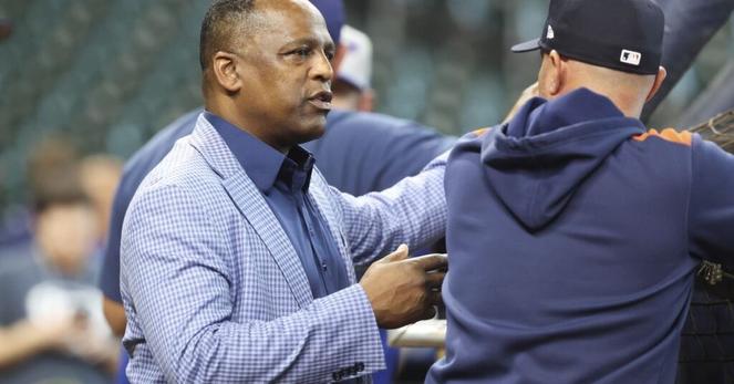 Should the Astros pursue Cedric Mullins?