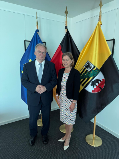 Ministerpräsident mit Botschafterin Helen Winter