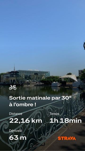 Le casino devant le lac d’Enghien sous une chaleur étouffante