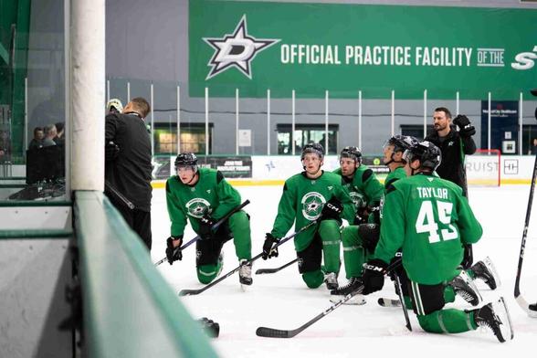 Stars Make Safe Moves in Free Agency