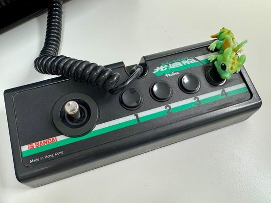 The Bandai vectrex controller