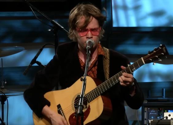 Billy_Strings.jpg
