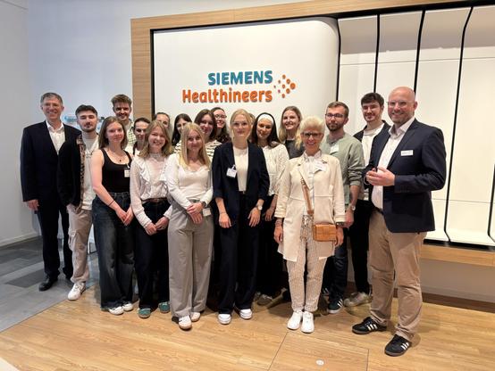 The students on their excursion to Forchheim; Image: Siemens Healthineers;