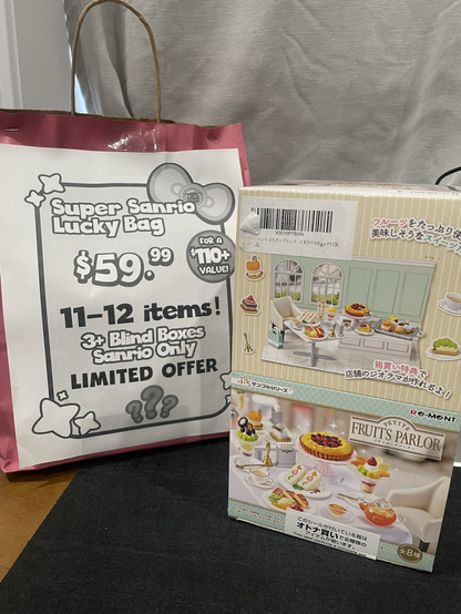 Sanrio lucky bag & Rement fruits parlor set