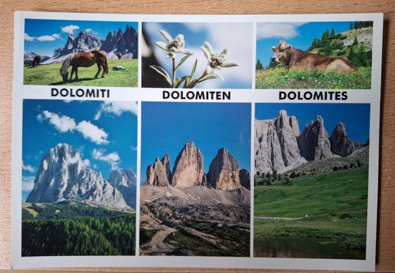 Vorderseite der Postkarte: mit sechs Bildern aus den Dolomiten (Italien)