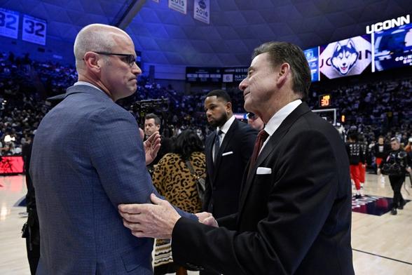 Will anyone challenge UConn, St. John's in men's basketball?