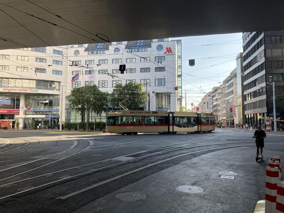 Old tram saying Bar Lounge Tram