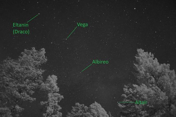 A few bright stars are annotated to help you get your bearings in this near infrared view of the night sky.