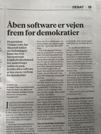 Information avis kommentar med titel Åben software er vejen frem for demokratier