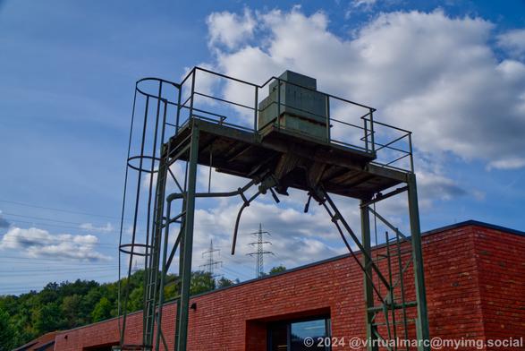 A photo of the sand tower near the entrance building.