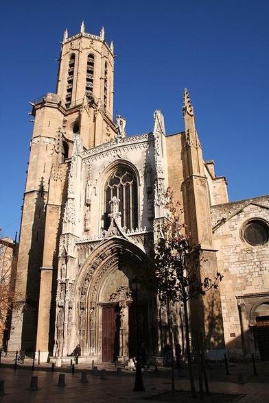 Cathédrale Saint-Sauveur à #AixenProvence (#BouchesDuRhône) La cathédrale : classement par liste de 1840 - Le cloître : classement par liste de 1875.
Suite 👉 https://monumentum.fr/monument-historique/pa00080981/aix-en-provence-cathedrale-saint-sauveur
#Patrimoine #MonumentHistorique
Photo CC-BY-SA 4.0 : Georges Seguin (Okki)