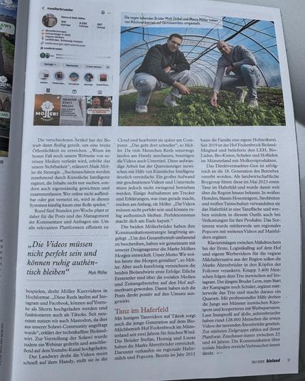 The image is a page from a magazine featuring an article about the Möller brothers and their agricultural business, "Möllers Morgen." The article discusses their strategy of using social media to promote their farm and engage with their community. Here are the key points from the article:

The article emphasizes the importance of adapting to new methods of communication and marketing in the agricultural sector. The Möller brothers' success story is an example of how traditional businesses can benefit from embracing digital transformation.
