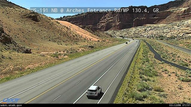 This webcam is maintained by the Utah Department of Transportation. It is located across US 191 from the Arches National Park entrance road.