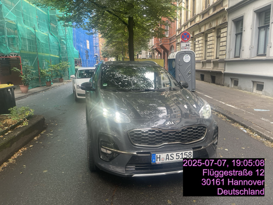 Ganz Wichtig - In Fahrradstrasse zu hupen- Ohne 360 Cam- Alleine Dem catcalling des SchummelnVerkehr Ausgesetzt