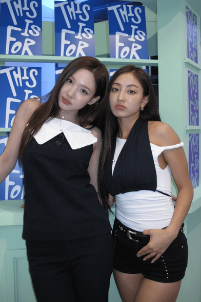 Jihyo & Nayeon