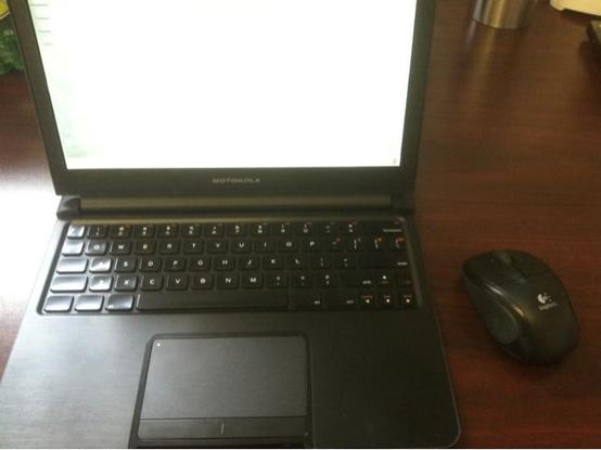 lapdock, view from the front