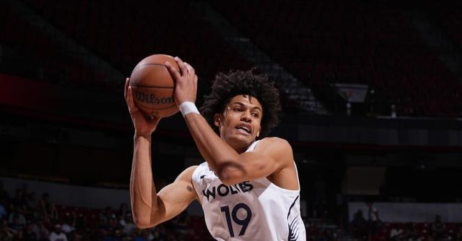 Wolves vs Pelicans Final: Beringer Dominates Inside with Six Blocks