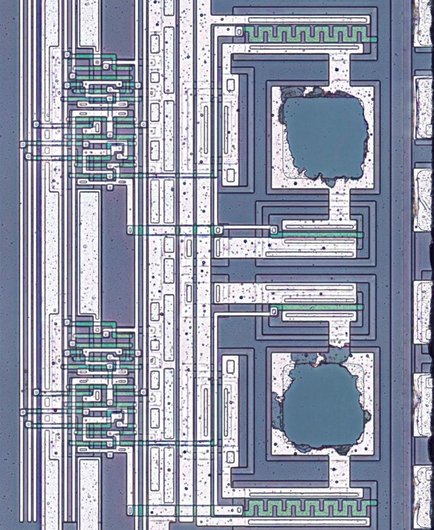 Showing here the pads, its driver transistors, and the associated small control circuit.
