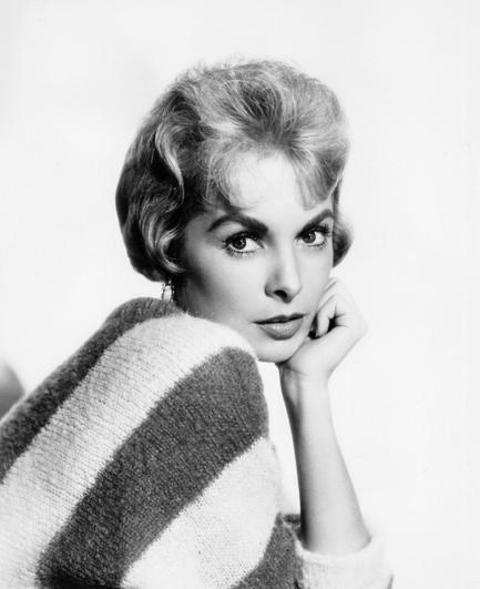 Black and white photo of vintage actress Janet Leigh.