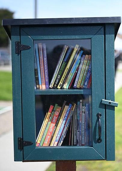 Public bookcase