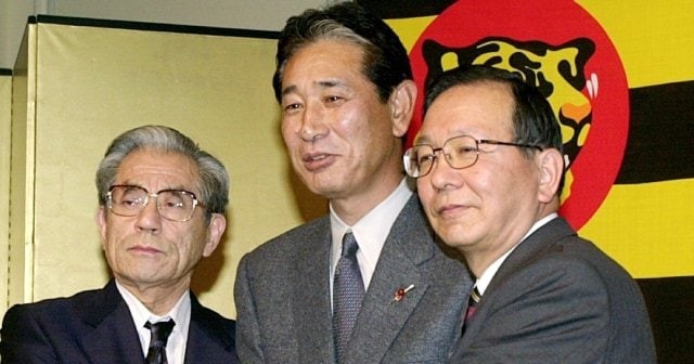 「戦力外リストは6月終わり頃から作成」阪神元編成部長が明かす“あの24人クビ宣告”ウラ側…球団常務はタメ息「もう、しんどいよ…」 - プロ野球 - Number Web