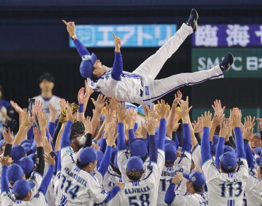 BayStars turn tables on Hawks after 2017 loss to capture Japan Series title