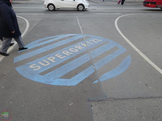 Fahrbahnmarkierung Supergrätzl