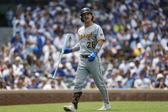Royals acquiring Adam Frazier from the Pirates in a trade, Cam Devanney is the other side of the trade