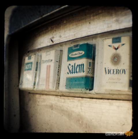 Smokes
#Cerrillos #NewMexico #505
SONY DSLR-A700 through a #kodak #duaflex II #TTV #ThroughTheViewFinder
#nature #outdoors #photography #decay #gooutside #exploration #goexplore #wanderer #ghosttown #wildwest #oldwest #southwest #landofenchantment