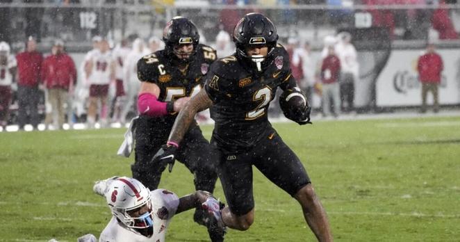 Kaedin Robinson suing NCAA in bid to play for UCLA this season