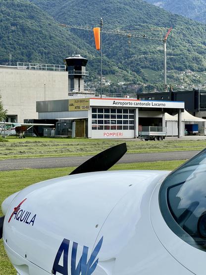 Tower vom Flugplatz Locarno