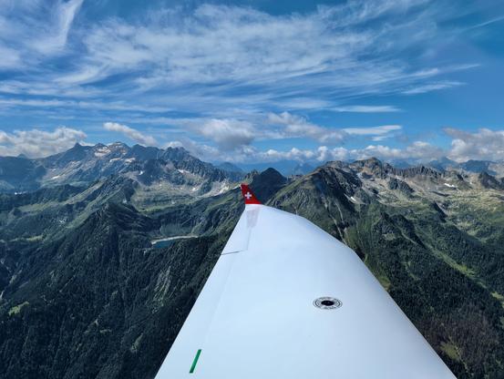Flug über die Alpen