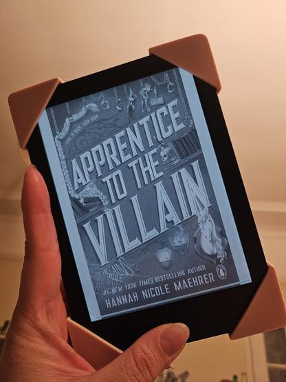 Ebook showing "Apprentice to the Villain" book cover