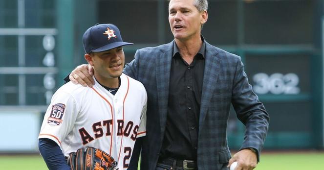 Astros drafted a few second basemen...
