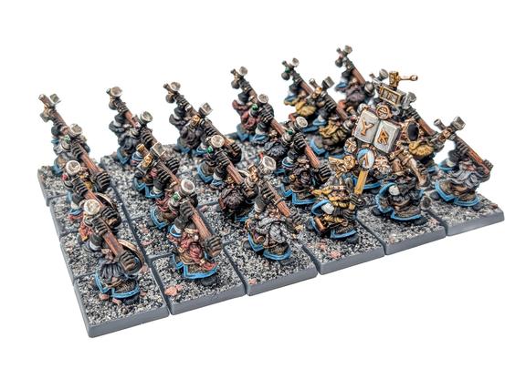 24 Dwarf Hammerers in Zhufbar colours