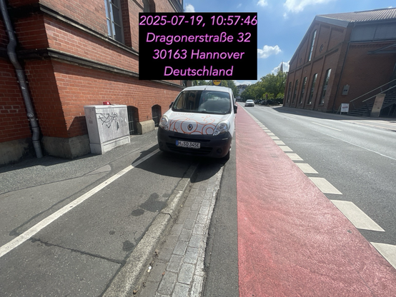 Für Das Stets möglich Zwischenlagern des Privaten Eigentum auf 4 Rädern- Setzt man im Widerspruch der RadverkehrsPlan 3.0 den Alltäglichen Radverkehr der Autogewalt Blockade aus-