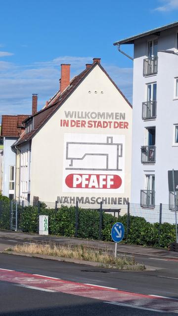 Willkommen in der Stadt der Pfaff Nähmaschinen
