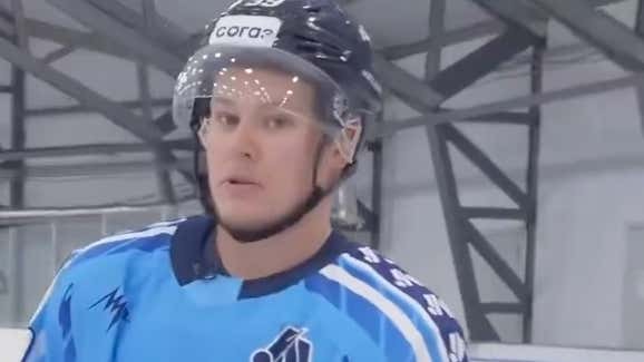 Matvei Michkov, Ultimate Puck Knower, Thinks That Dump and Chase Hockey Is As Donkey-Brained As It Gets