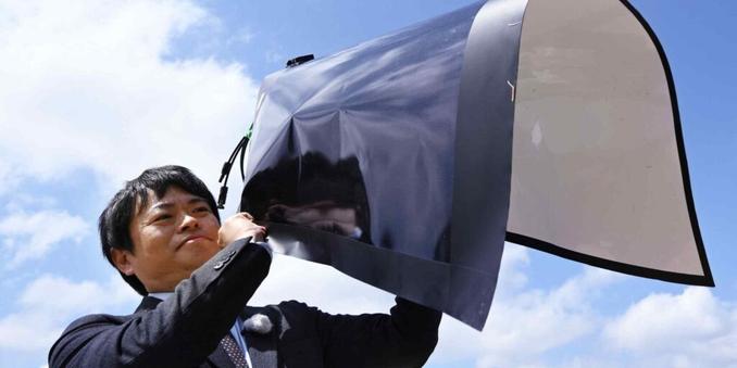 Japan bets big on ultrathin, ultralight light solar panels