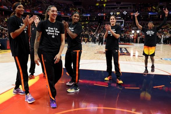 Why Caitlin Clark's Trading Card Selling For Nearly Double The WNBA Max Salary Proves Players Deserve More