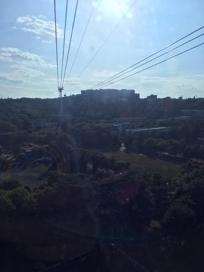 Vue de Rangueil depuis une cabine Teleo en provenance de Paul Sabatier