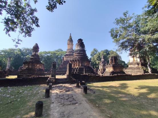 วัดเจดีย์เจ็ดแถว