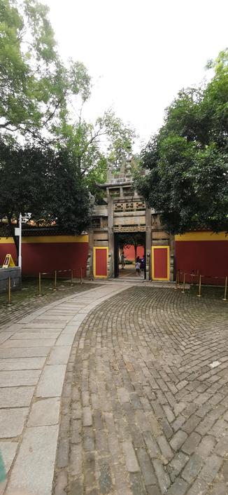 岳麓书院
“道冠古今”