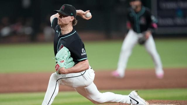 Brewers acquire pitchers Shelby Miller, Jordan Montgomery