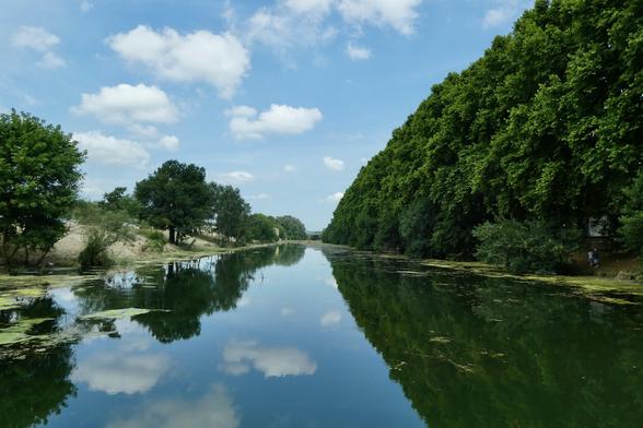 The Vidourle river as seen from a pedestrian bridge in the small occitan town of Sommières, in France.