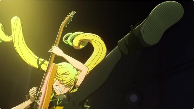 Lilisa with a high kick and the guitar