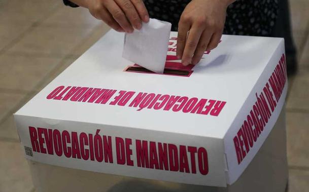 Urna de Revocación de Mandato